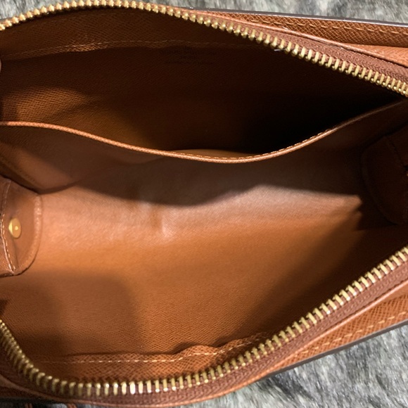 Authentic Vintage LOUIS VUITTON Orsay Clutch - Picture 11 of 13